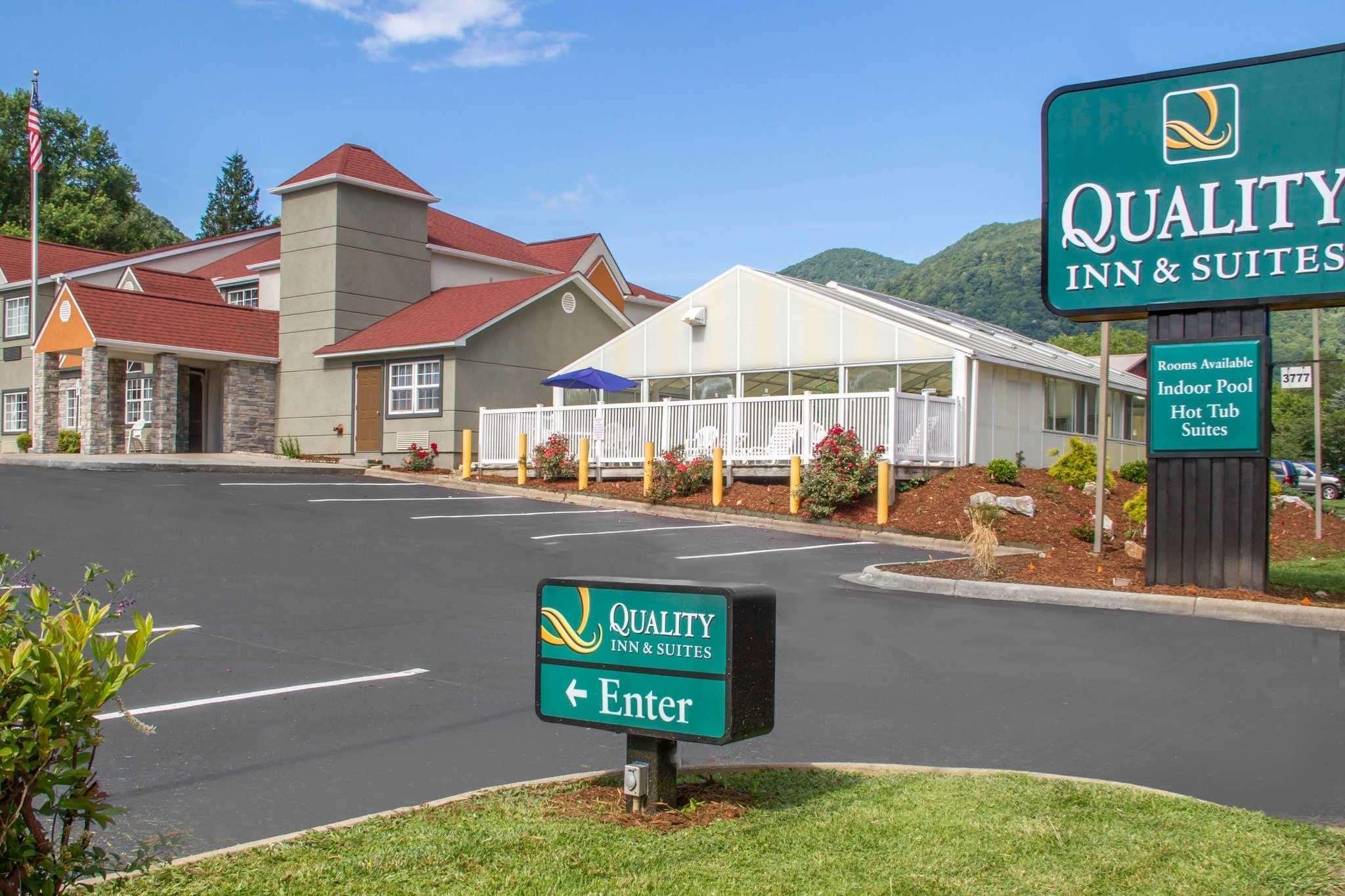 Quality Inn & Suites Maggie Valley - Cherokee Area Exterior photo